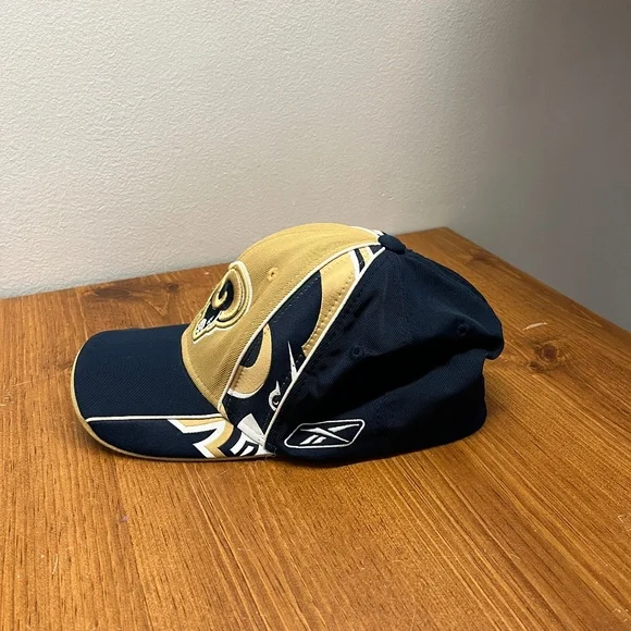 NFL LA Rams, OS - Picture 4 of 13